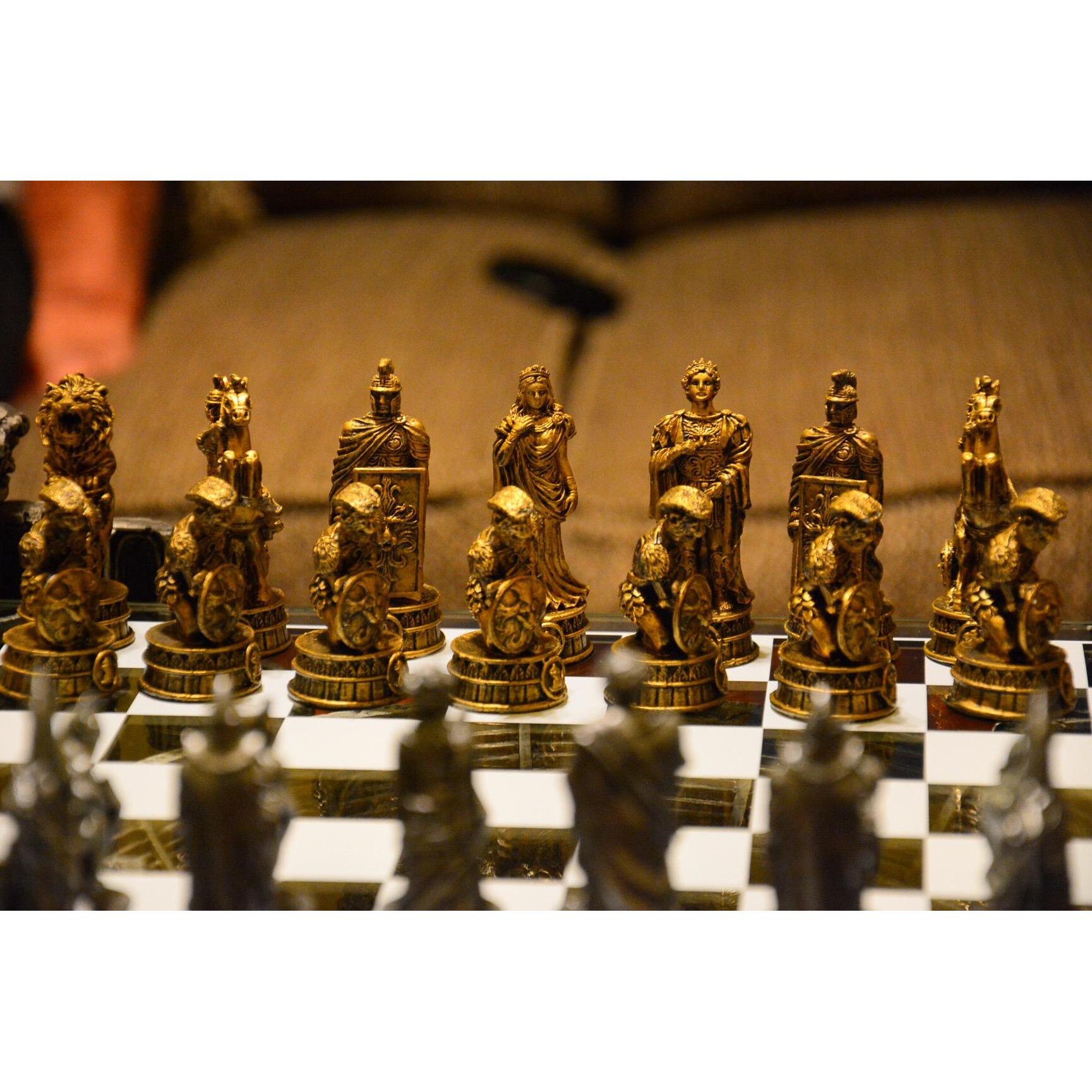 Roman Gladiators Coliseum Chess Set