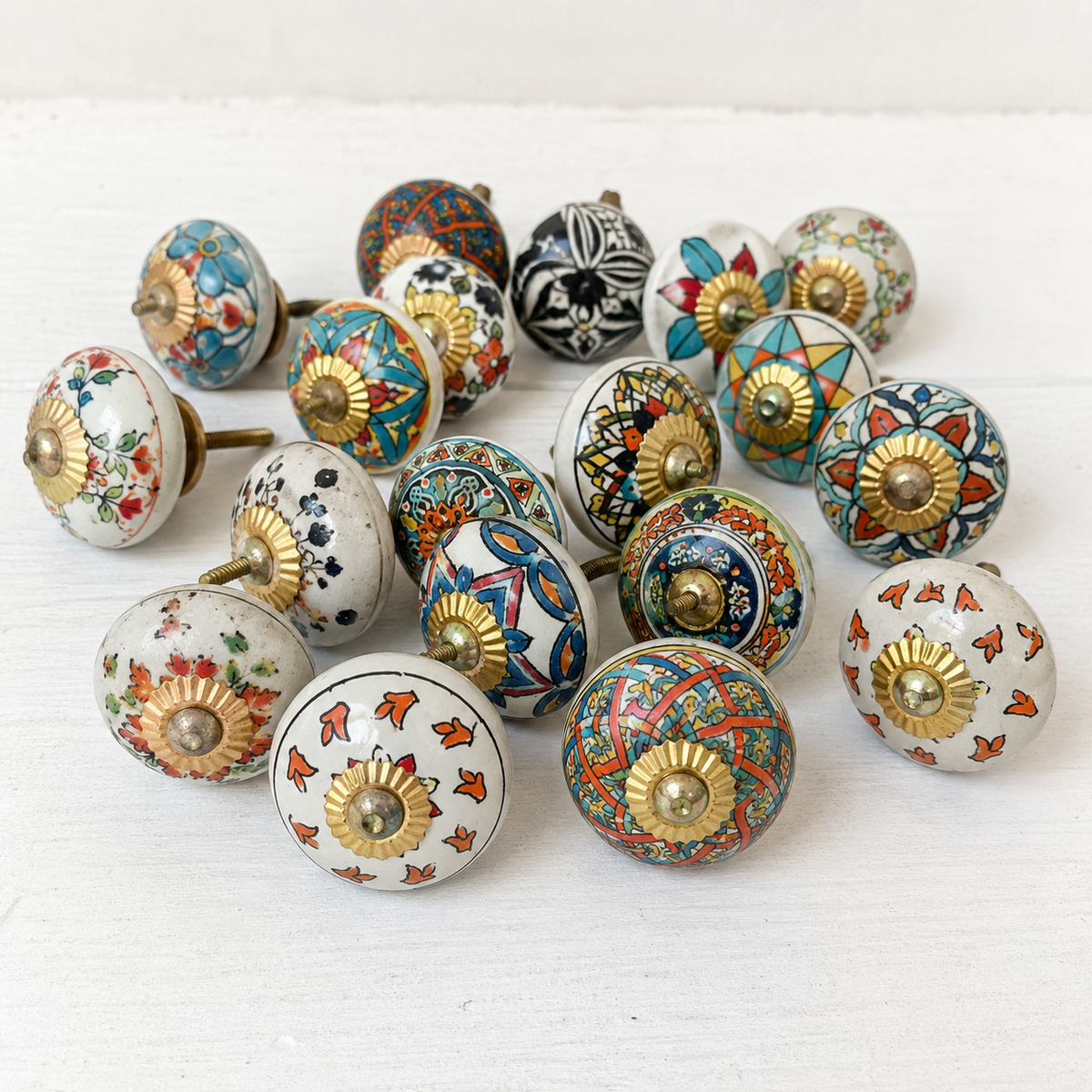 Lot of 20 Vintage Style Ceramic Cabinet Knobs