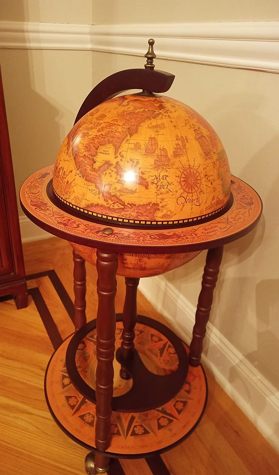 Italian Globe Wine Bar